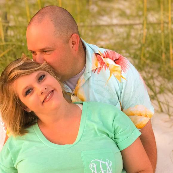 Meet your Posher, April - Picture 1 of 1